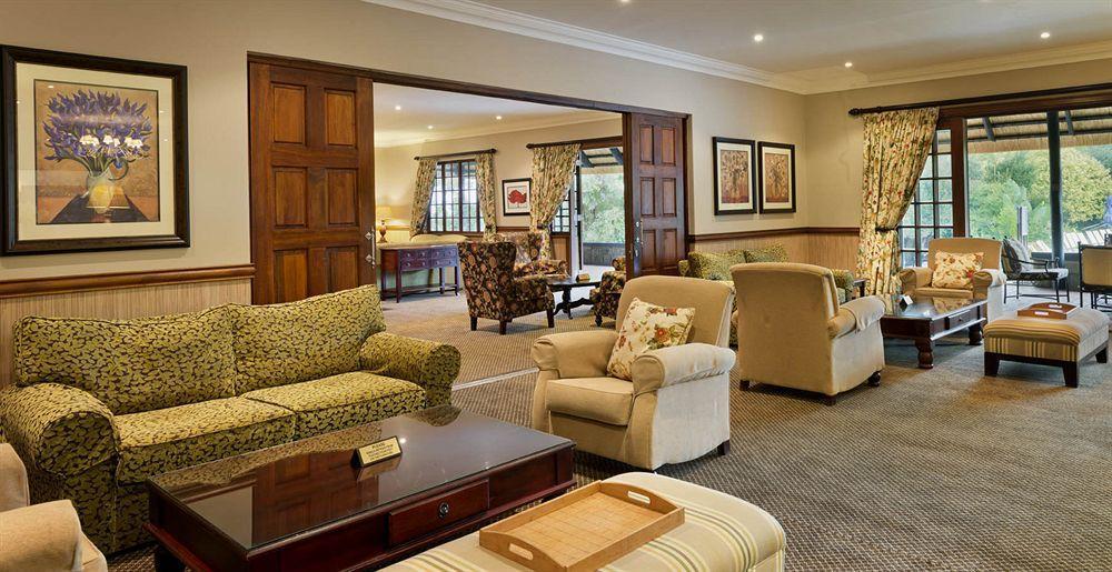 Champagne Sports Resort Drakensberg Buitenkant foto