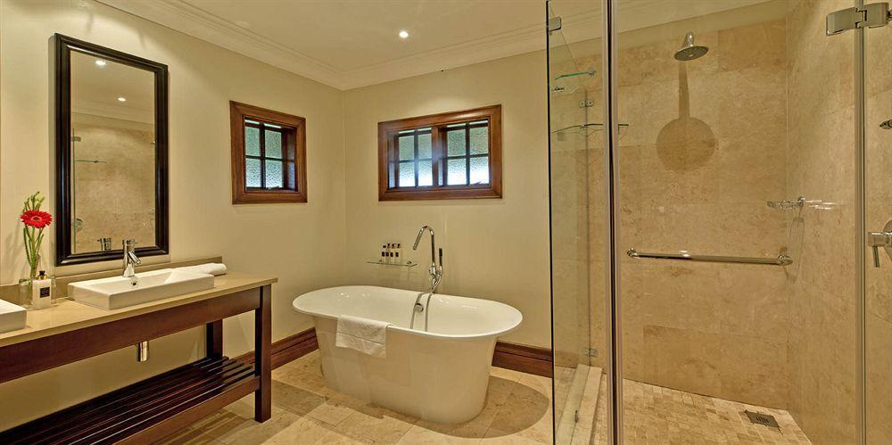 Champagne Sports Resort Drakensberg Buitenkant foto