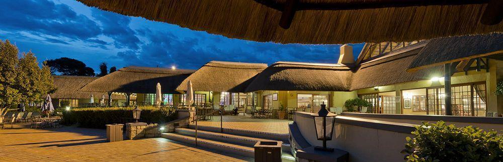 Champagne Sports Resort Drakensberg Buitenkant foto