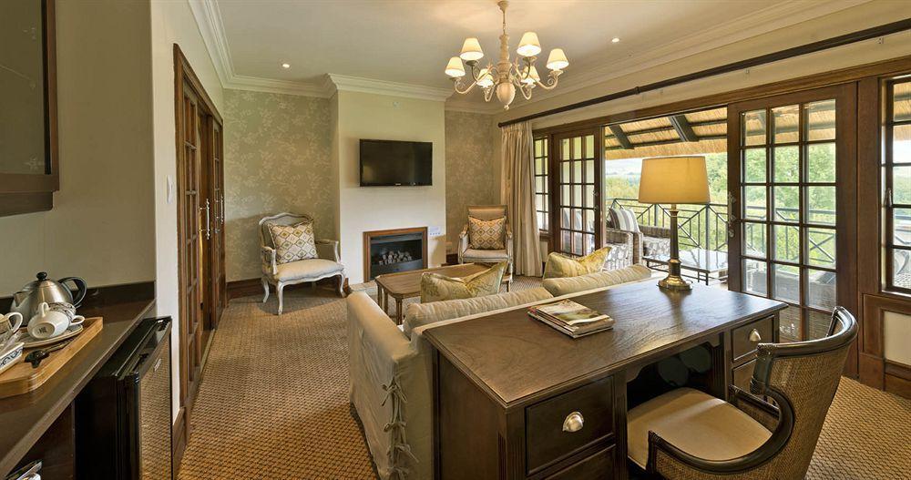 Champagne Sports Resort Drakensberg Buitenkant foto