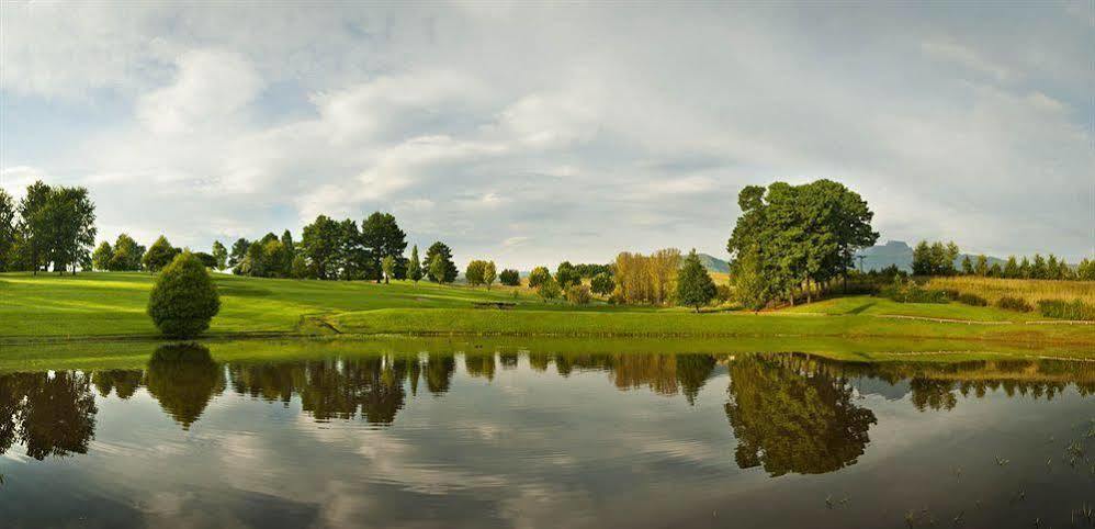 Champagne Sports Resort Drakensberg Buitenkant foto